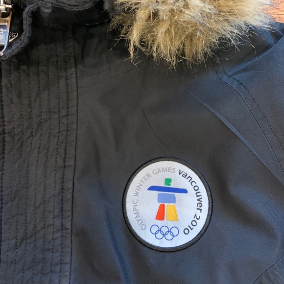 Aritzia Vancouver 2010 Olympics parka - Picture 2 of 8